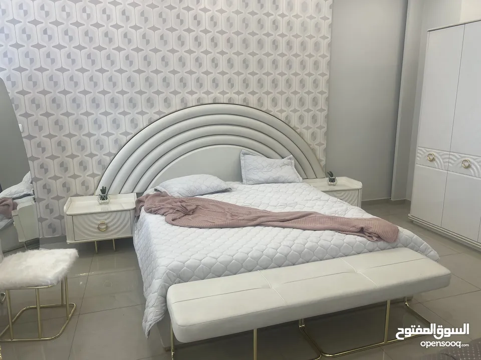 شقه مفروشه للايجار الشهري طلاب او طالبات الشمال او الاجانب