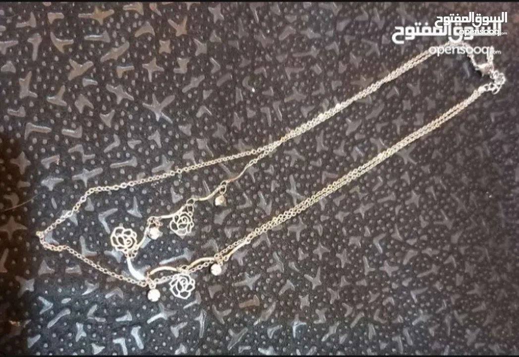 اكسسوارات براند جديدة ابعتي الصورة لإرسال الأسعار الأسعار تبدء من 3 دينار