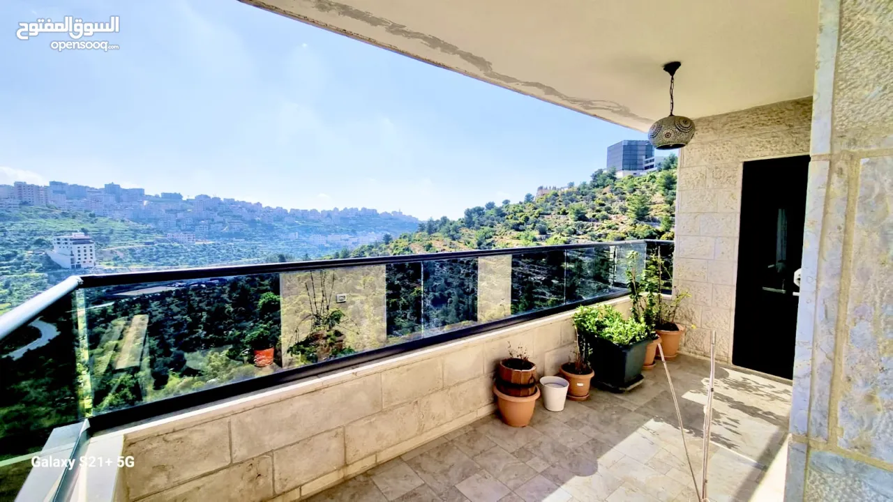 شقة مميزة مفروشة للإيجار