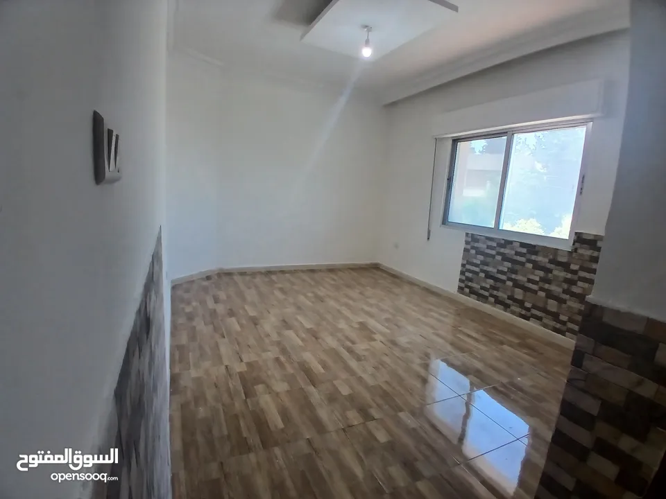 شقه فارغه للإيجار الجبيهه
