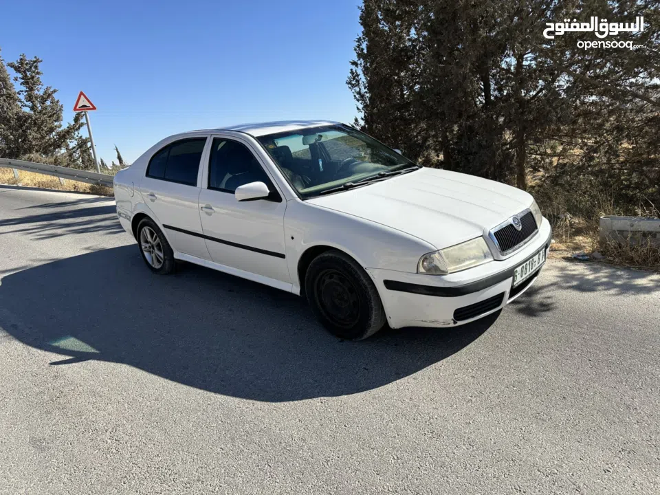 سكودا 2004 للبيع