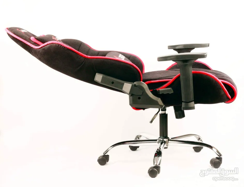 كرسي ألعاب أسود وأحمر جيمنج  بمواصفات رائعة  ومريحة GAMING CHAIR 