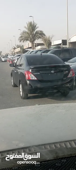 نيسان فيرسا 2019 نظيفه وجاهز للتسجيل بسعر 16000  اتصل 052220522