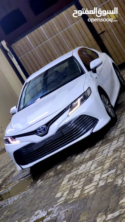 TOYOTA CAMRY HYBRID FOR SALE