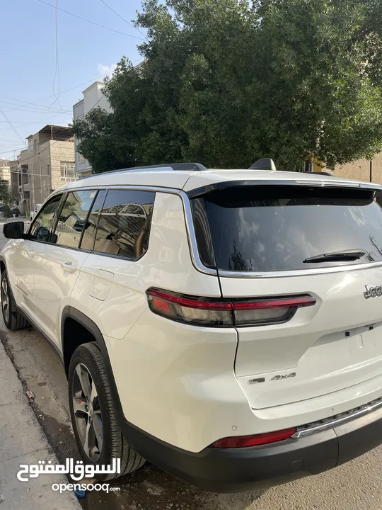 Jeep grand Cherokee 2023 Large ( 7 راكب )  الفئة L LIMITED