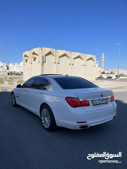 بي ام750li