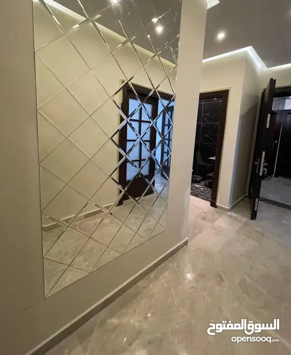 شقة لم تسكن - فاخرة - دير غبار - 4نوم - 255م - بلكونتين بإطلالــــه مميزة - قرب الخدمات العامة
