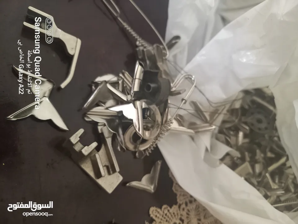لازم خياطه ولوازم شنط جديده للبيع