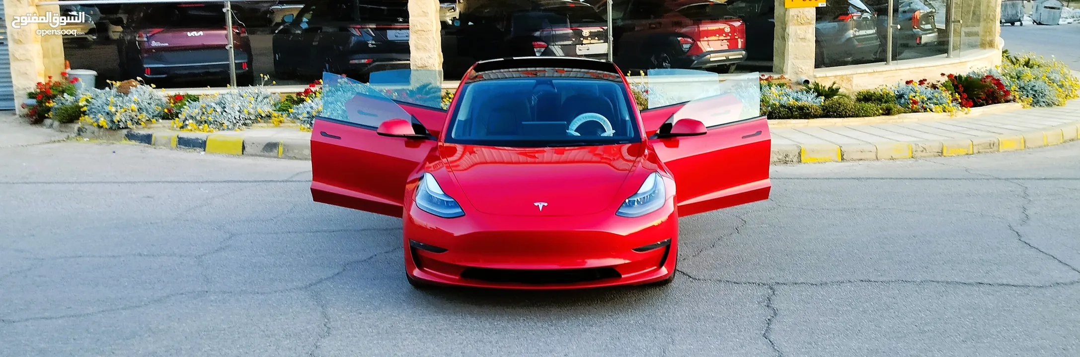 تيسلا 2023 model 3 فحص كامل 4 جــيــد ممشى قليل 18 الف بحالة الوكالة لون مميز بسعر لقطة ومحروووق