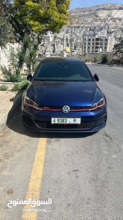 GOLF GTI MK7.5 2020 ترخيص 2019 SOLD