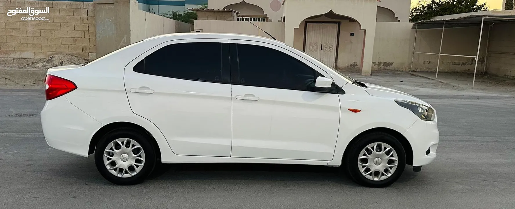 FORD FIGO 1.5 Model 2016 neat and clean car