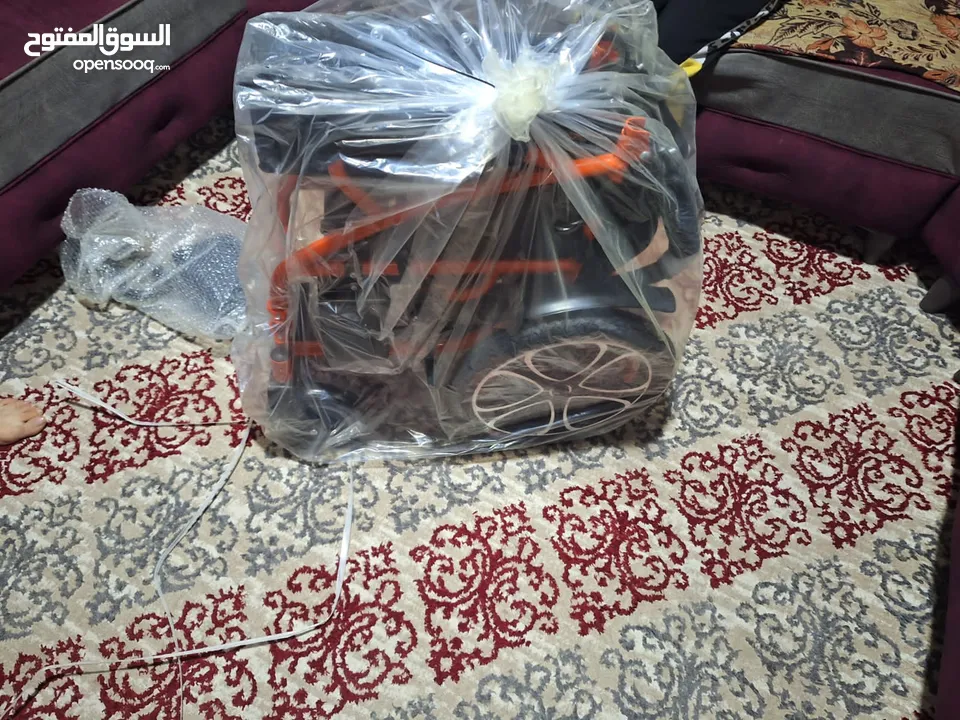 كرسي كهرباءي متحرك
