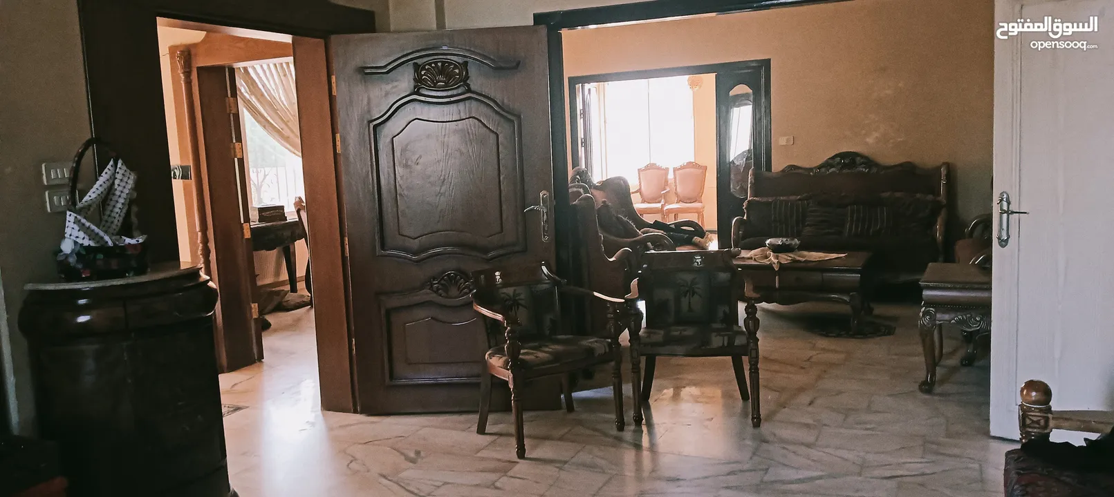 فيلا للبيع في منطقه راقيه وهادئه السعر غير نهائي قابل للتفوض