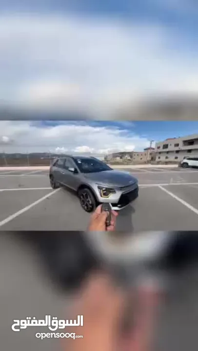 كايا نيرو هايبرد (بنزين+كهرباء ) فل الفل فتحة سقف لون مميز اضافات مميزة /2022 جناح اسود