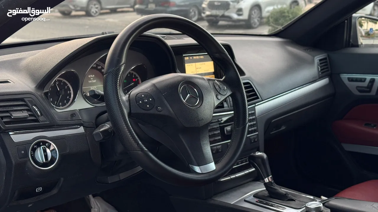 E250 Mercedes-Benz نظيف