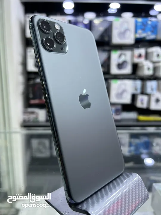 iPhone 11 Pro Max 256 GB ايفون 11 برو  ماكس مستعمل بحالة الوكالة غير مفتوح او مصلح  ( كفالة محل 14 )