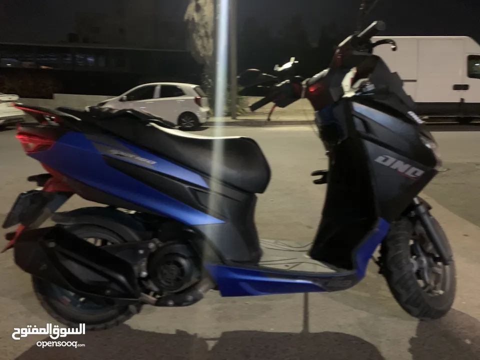 سكوتر ابريليا aprelia sxr160 2023 بوضع الوكالة