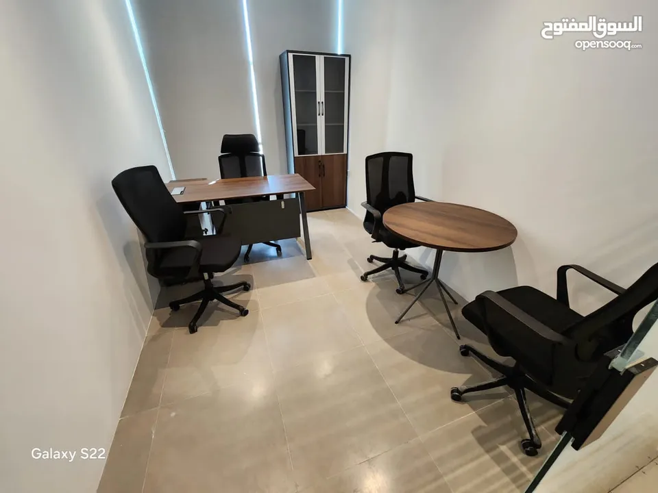 مكاتب مفروشة جاهزة للاستخدام العذيبة-Furnished offices ready to use in Al Athaiba