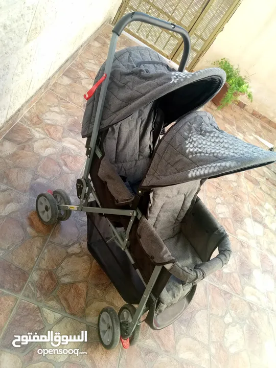 عرباية توأم للبيع