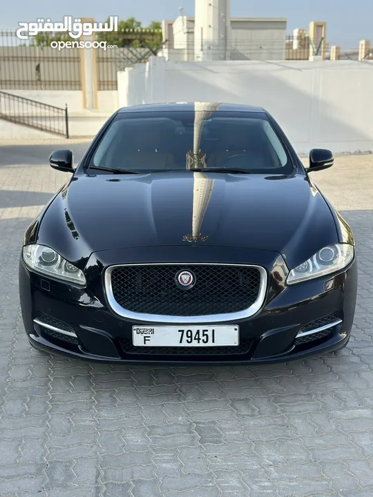 JAGUAR XJL 3.0  2015 model Gcc Full Option Original Paint