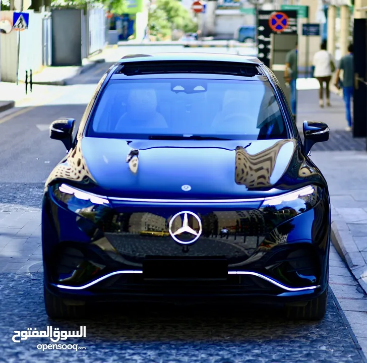 للبيع  مرسيدس MERCEDES EQS 580 SUV 4MATIC  موديل 2023  كهربائية بالكامل  7 مقاعد  فل كامل