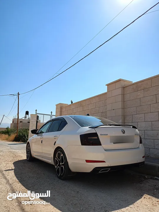 اوكتافيا حبه مميزه