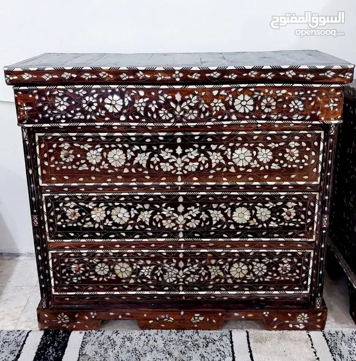 مطبقيات صدف بكافة الانواع و سكلات صدف بكافة الرسمات الدمشقية و الاردنية و جميع الرسمات الدولية