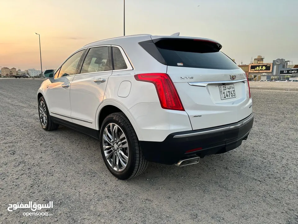 كاديلاك XT5 بلاتنيوم