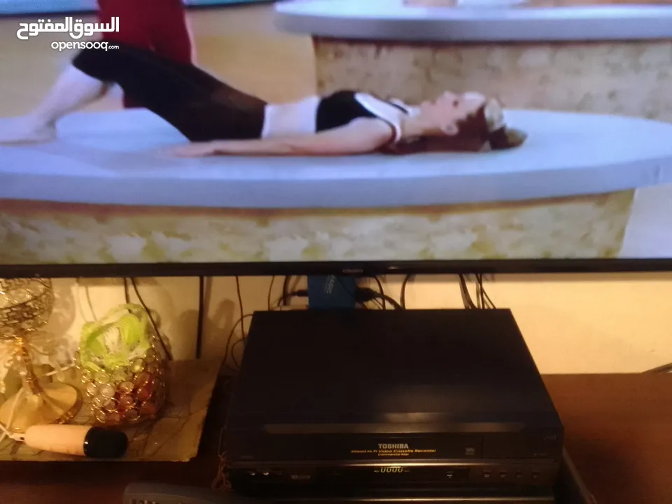 جهاز فيديو نظام امريكي vhs للبيع