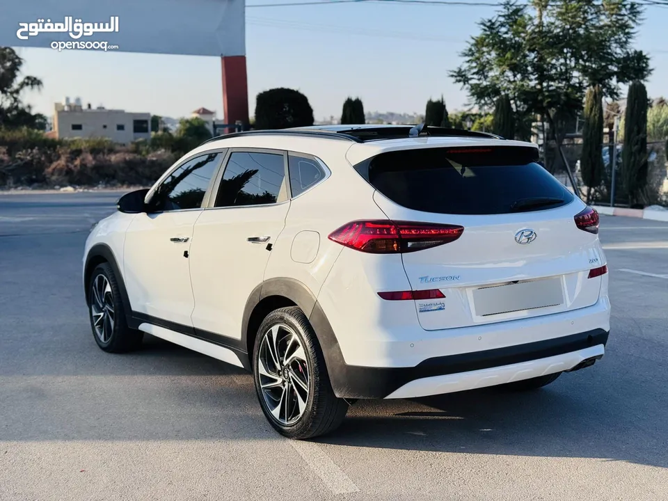 توسان 2018 فل مسكر ولا غرام بويه