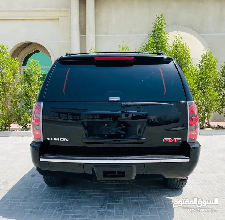 GMC Denali 2009  GCC