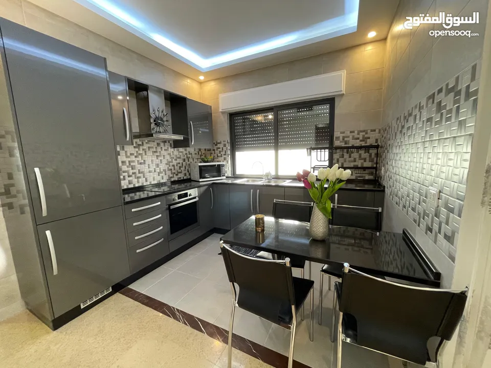 شقة مفروشة للإيجار في عبدون  ( Property 39498 ) سنوي فقط