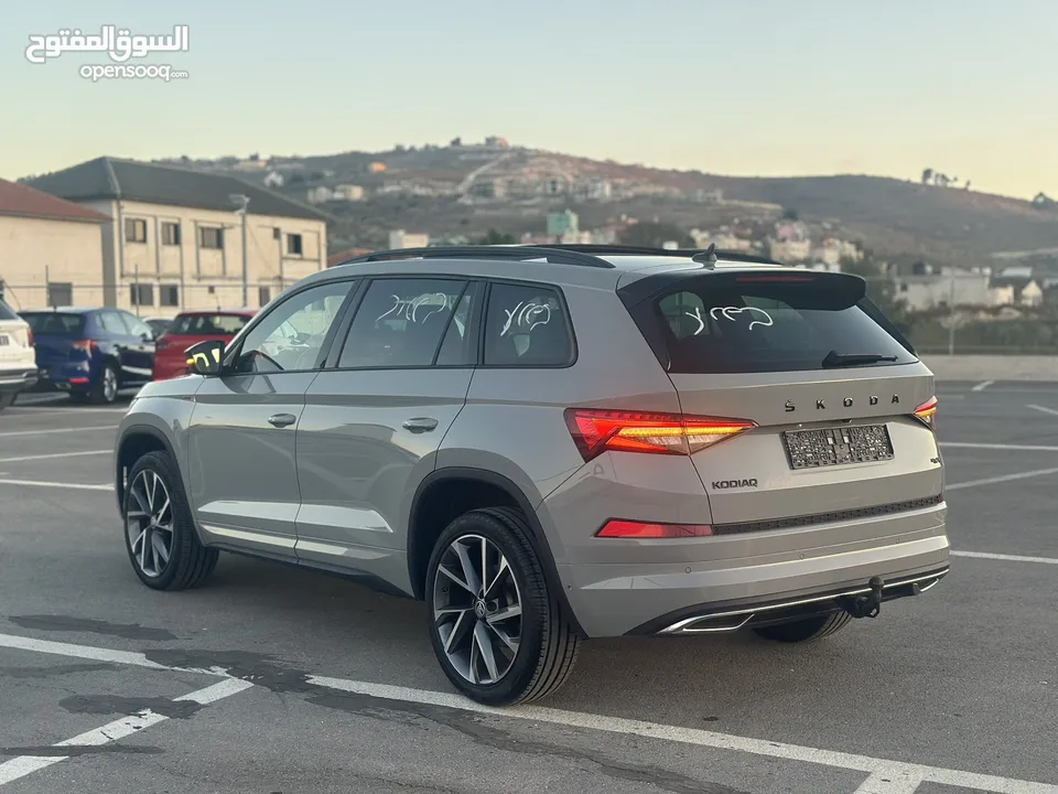 سكودا كودياك Sport Line  فل الفل فتحة سقف بانوراما 200 حصان  4x4- /2022  دفع رباعي 6+1