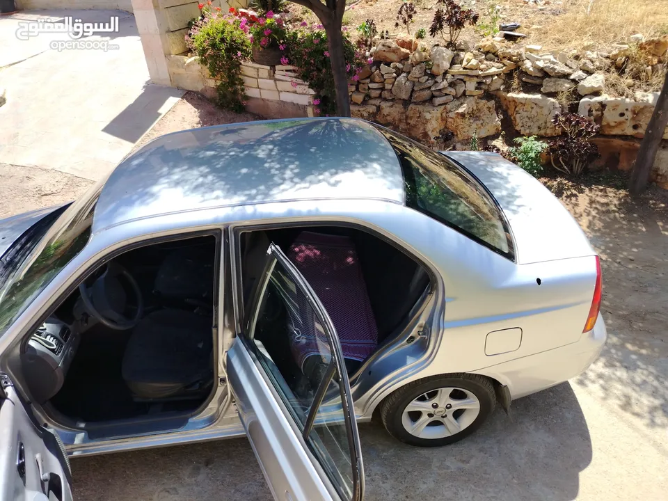 هونداي فيرنا موديل 2004 سياره بحاله اوكاله لا تحتاج ايا نوع من اصيانه