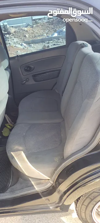 سبارك اتوماتيك سبارك اتوماتيك 2006 ماتور 800cc امامي  مضروب وجيدات خالي قص قلبان . شبابيك كهرباء.  غ
