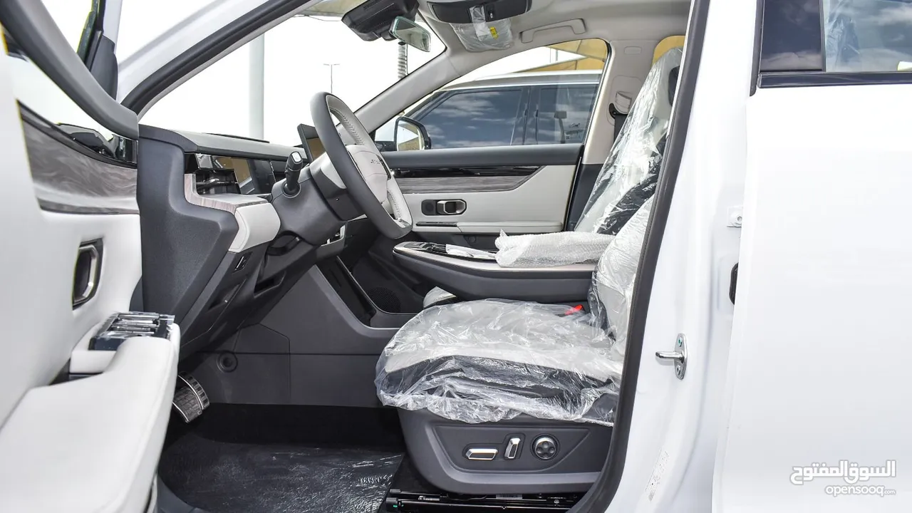 1.6 لاكشري بدون دفعات مقدمه والقسط الاول بعد ثلاث شهور