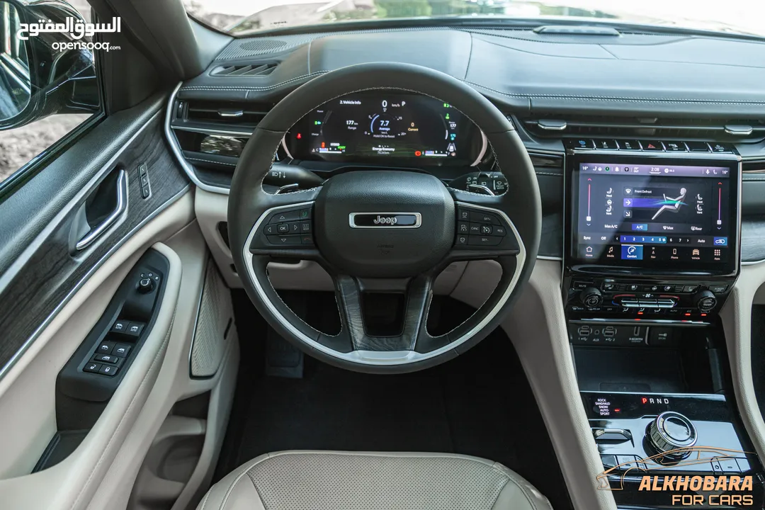 Jeep Grand Cherokee 2022 Limited Plug in hybrid 4xe  السيارة بحالة ممتازة جدا و قطعت