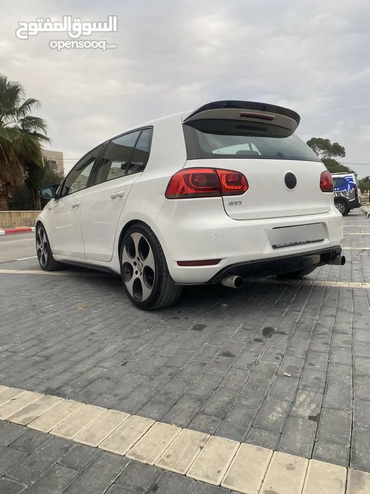 GOLF Gti.....