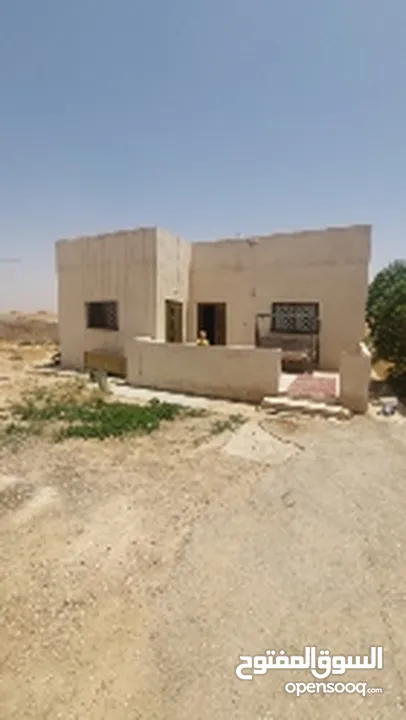 بيت للبيع بسعر مغري في الموقر_ المغاير