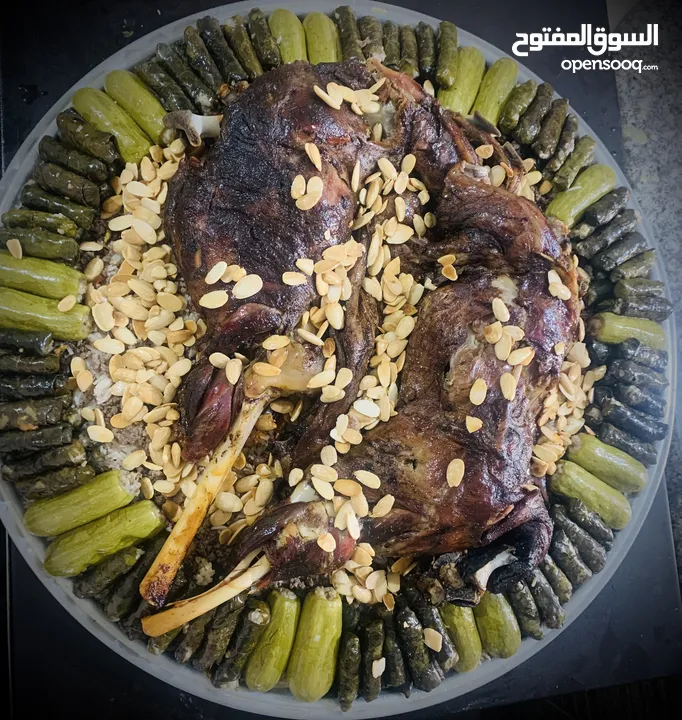 خروف مشوي او محشي او محشي ورق عنب دوالي