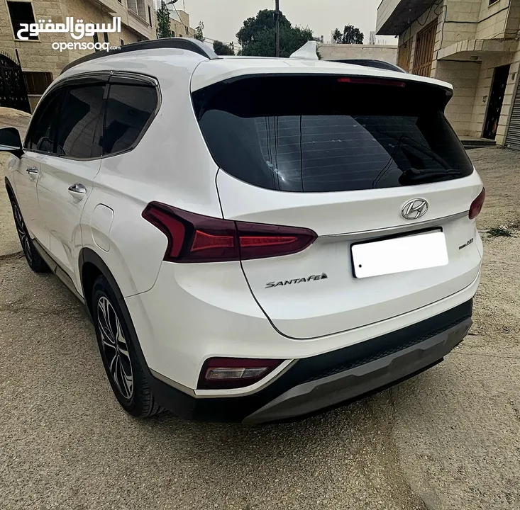 جيب هيونداي سنتافيه 2018  فل اضافاااااات 4x4 بسعر مميز  فقط كاش