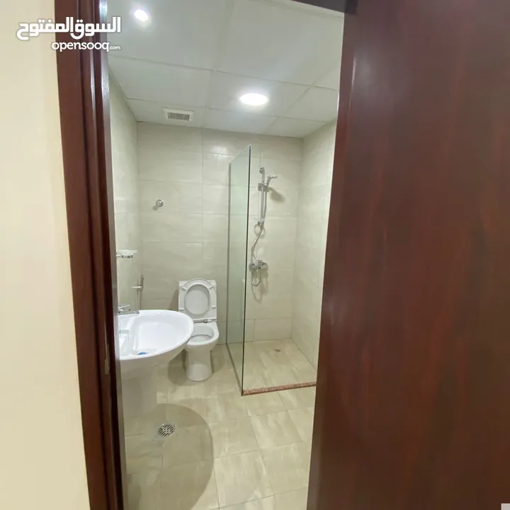 3 Bedrooms Apartment for Sale in Qurum REF:777R