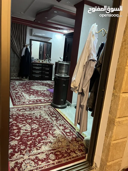 شقق للبيع ارضي وطابق ثالث