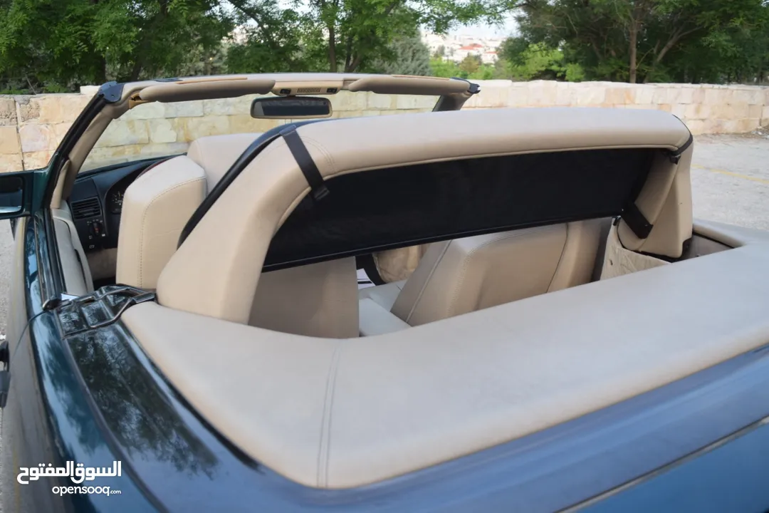 Mercedes SL320 1995 بحالة الوكالة