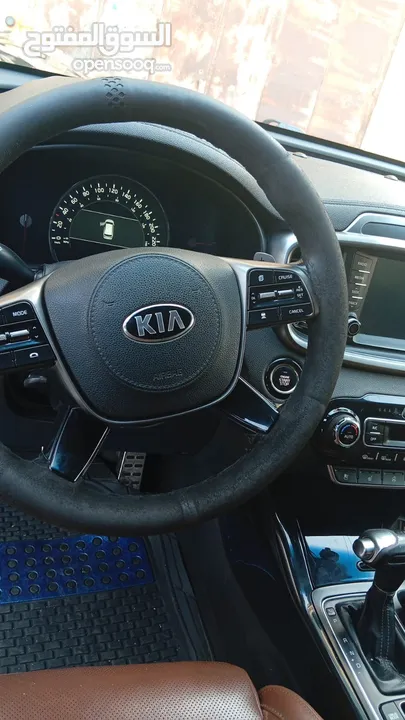 كيا سورينتو 2019 فل الفل عدا الفتحه