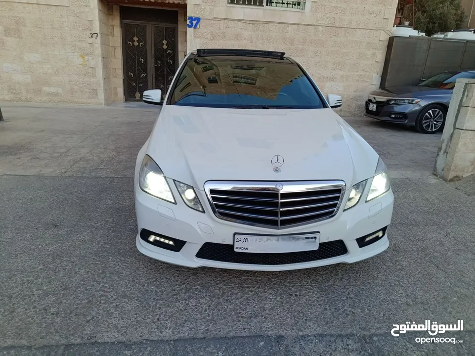 Mercedes-Benz E200 CGI AMG 2011 - Full Option‎مرسيدس بنز E200 CGI AMG 2011 - فل أوبشن - بحالة ممتازة