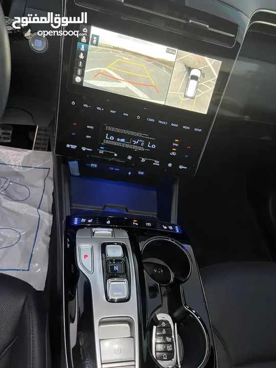هونداي توسان/2022 فل الفل بدون فتحة سقف  2x4 ///240Hp بنزين + كهرباء  ( Haybrid) 1600cc