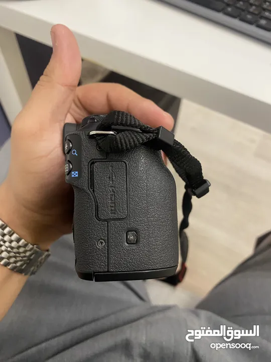 كاميرا كانون ام 50 مارك وان مستعملة Canon EOS M50 نظيفة جدا للبيع بسعر 325 دينار