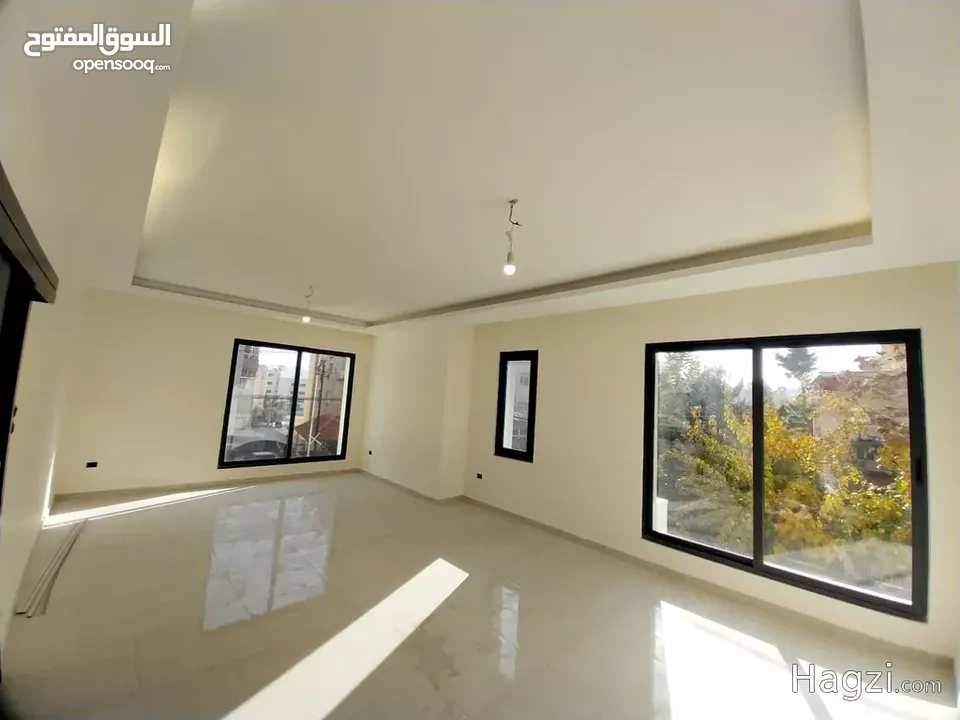 شقة طابقية  مميزة بمساحة 210 متر للبيع في شارع مكة ام السماق الجنوبي ( Property ID : 30612 )