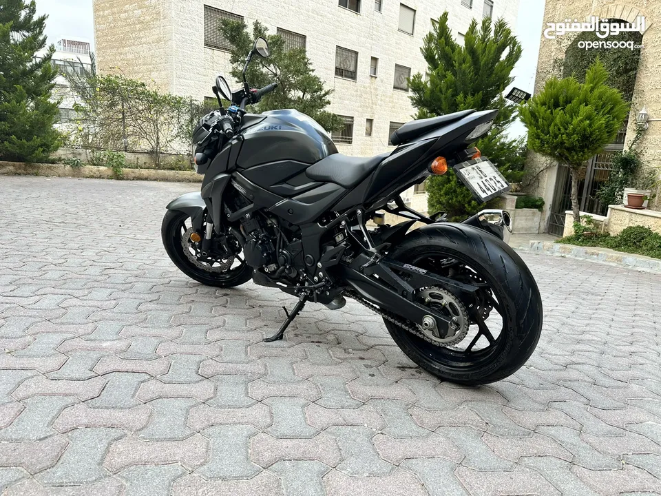 وارد امريكي 2022 Suzuki GSX-S750